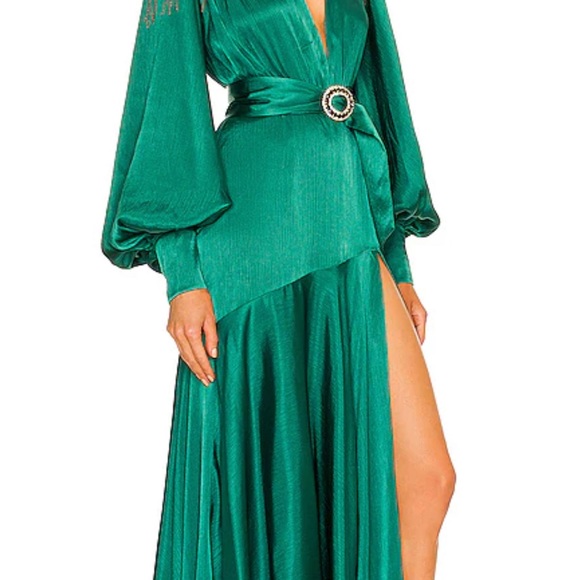 Bronx and Banco Emerald Carmen Gown - Picture 4 of 9